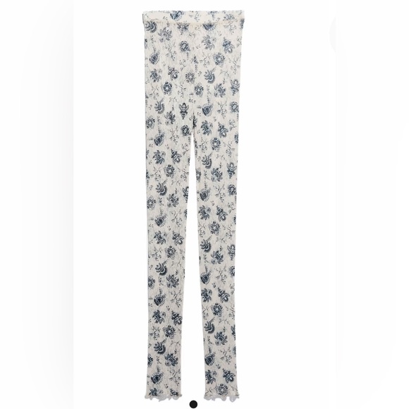 NWT{Free People}Sz XS Ivory/Blk Pattern Layered in Lace Leggings-Color-Chamoix - Picture 5 of 9